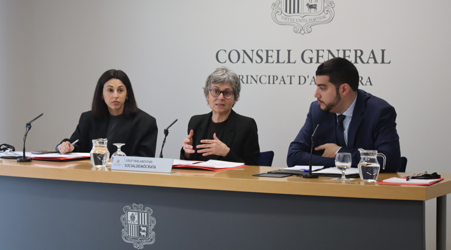 Laia Moliné, Susanna Vela i Pere Baró (GPS)