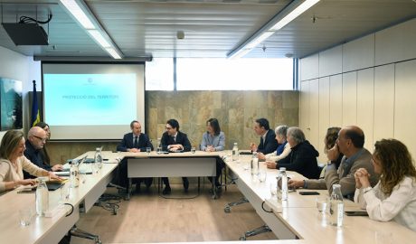 Al centre, Guillem Casal, amb els cònsol de Canillo i Ordino, així com els exministres de Medi Ambient