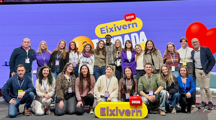 Foto de família dels participants a l'Eixivern