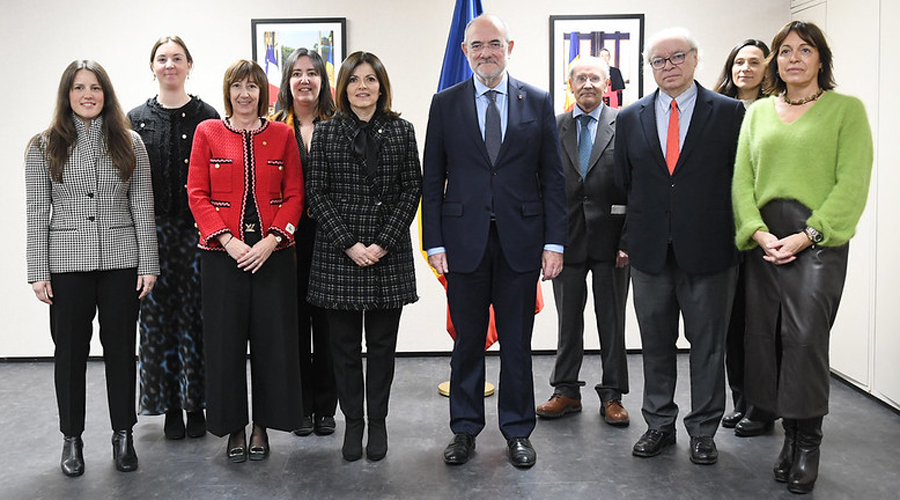 Al centre de la imatge, la ministra, Imma Tor i el conseller, Jaume Duch (SFGA)