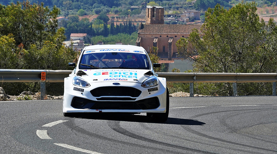 Gerard de la Casa pilotant el seu vehicle