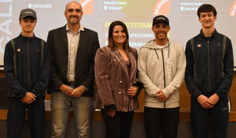 Els participants en l'acte de signatura del conveni entre Andbank i la FAT