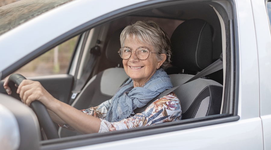 Una dona al volant d'un cotxe (Getty Images)