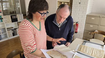 La directora de l'Arxiu Comarcal de la Cerdanya, Erola Simon