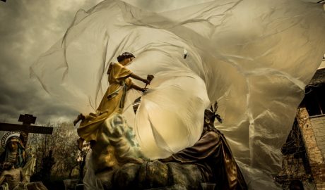 Una de les fotografies del llibre i exposició 'Passos previs', sobre la Processó de Divendres Sant de la Seu d'Urgell