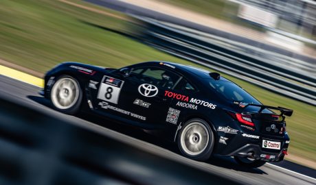 Joan Vinyes R. pilotant el seu Toyota al Jarama