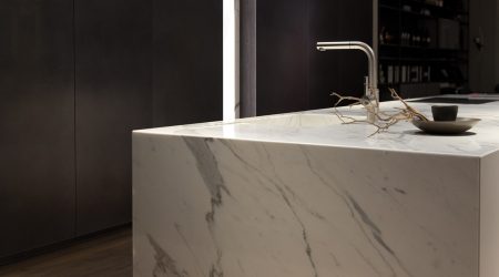 La pica d'una cuina en marbre