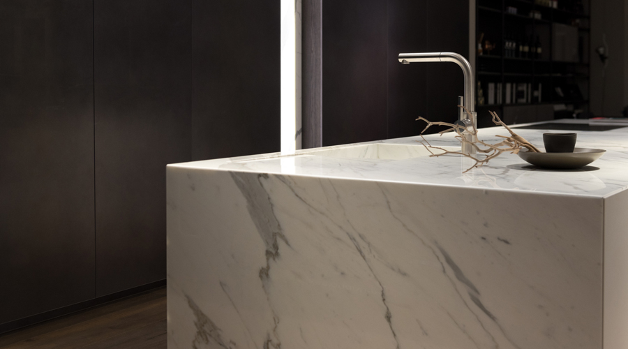 La pica d'una cuina en marbre