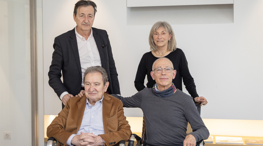 Els tres Socis d'Or amb el president de l'ACA CLUB. Foto: Cedida