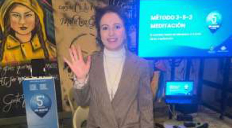 A la imatge, Daniela Girón