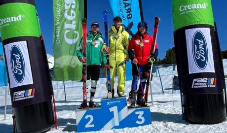 El podi masculí, amb Calvo segon