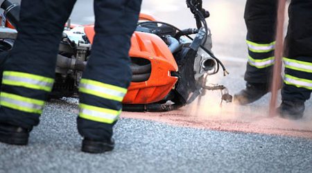 Imatge d'arxiu d'una moto accidentada