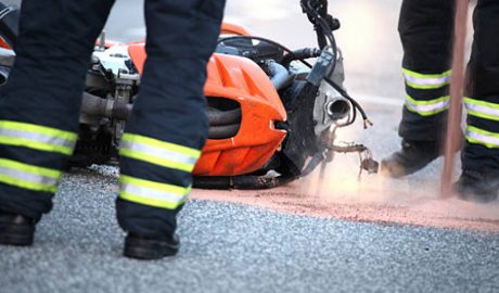 Imatge d'arxiu d'una moto accidentada
