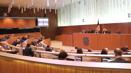 La sessió parlamentària d'aquest dijous