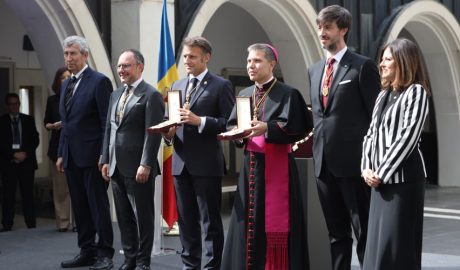 Els dos Coprínceps han rebut la distinció de mans del síndic i del cap de Govern
