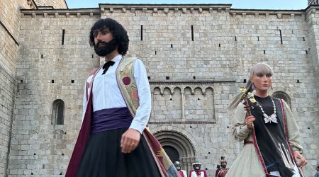 Tret de sortida, a la Seu, de la XVII Fira del Món Geganter