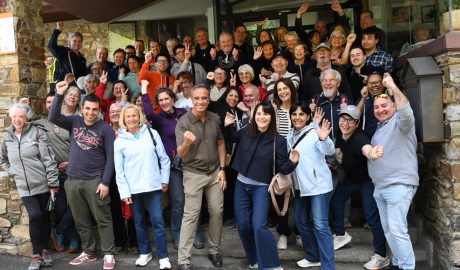 Foto de grup dels voluntaris i autoritats