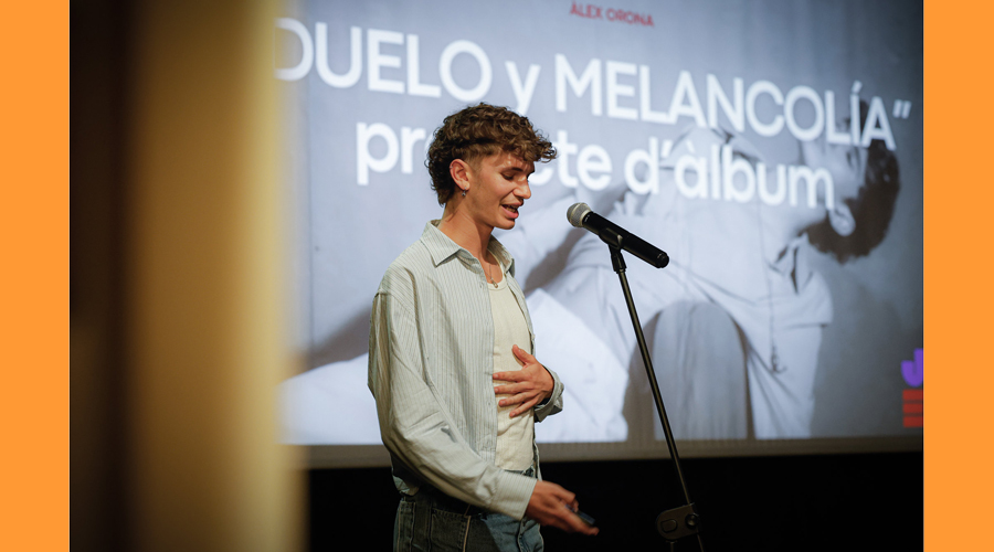 El jove, Àlex Orona, en l'acte JovEmpren2025 (SFGA)