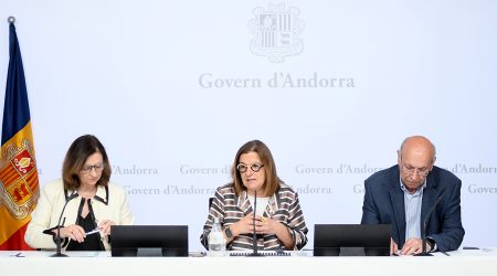 Ester Cervós, Trini Marín i Joan Carles Villaverde