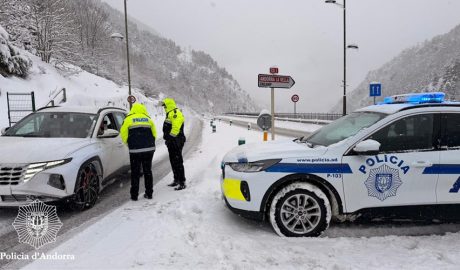 Control de la Policia a l'hivern