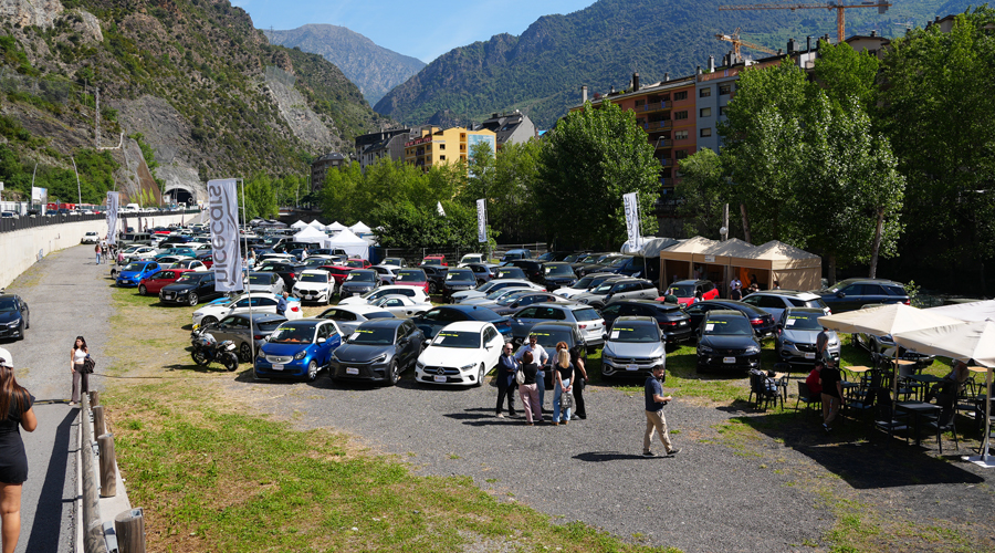 Una imatge amb els vehicles de la fira