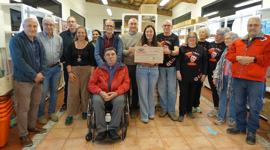 Acte de lliurament del xec (Aj. la Seu)