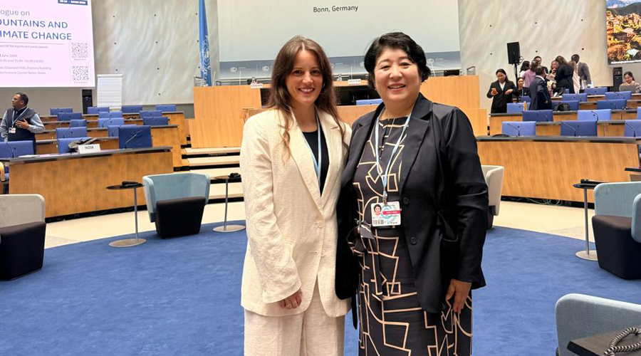 A l'esquerra, Noelia Souque, ambaixadora per a la cooperació transfronterera