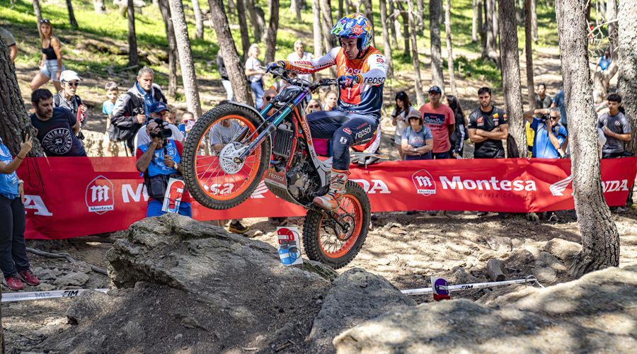 El pilot, Toni Bou, en acció, aquest diumenge